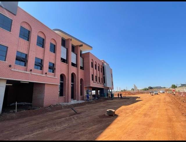 INDUSTRIAL PROPERTY TO RENT IN BRAKFONTEIN A H